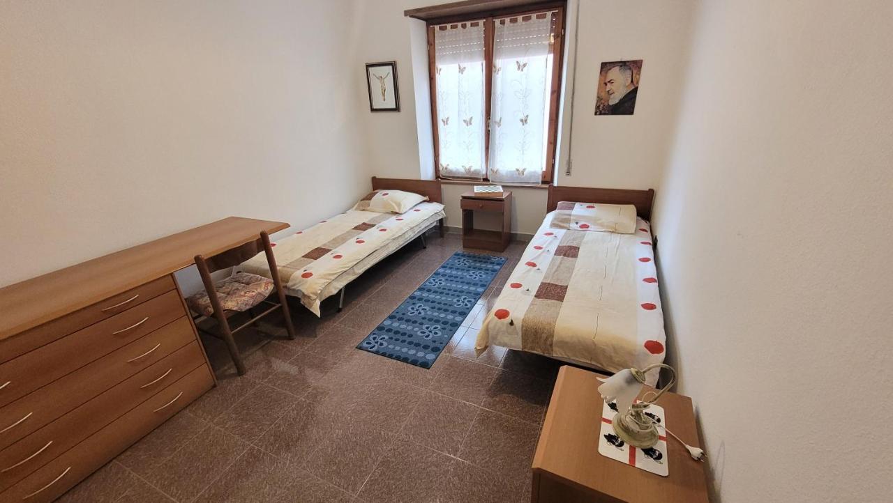 הוילה Galtellì Holiday Maria Luisa מראה חיצוני תמונה